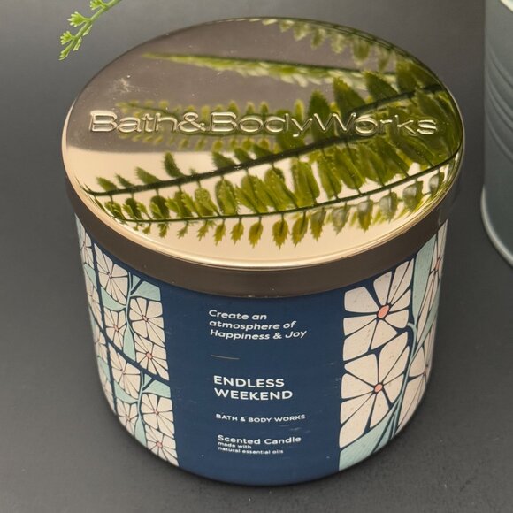 BBW Endless Weekend Bath & Body Works 3 Wick Candle - Picture 4 of 10